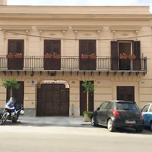 2* Bed & Breakfast 301b&b